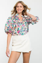 Load image into Gallery viewer, Spotted Elbow Puff Sleeve Top
