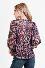 Load image into Gallery viewer, Gold Accent Floral Top
