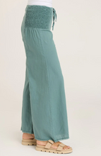 Load image into Gallery viewer, Smock Waist Wide Leg Pant
