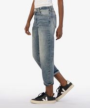 Load image into Gallery viewer, Cropped Boyfriend Jeans

