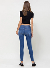 Load image into Gallery viewer, High Rise Skinny Jeans
